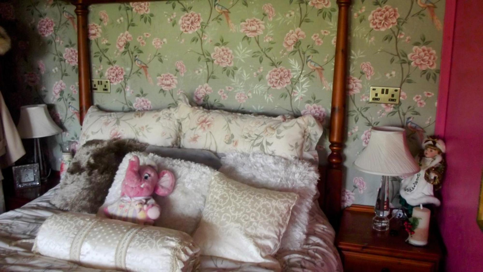 Holiday home Secret Hideaway Llandegla